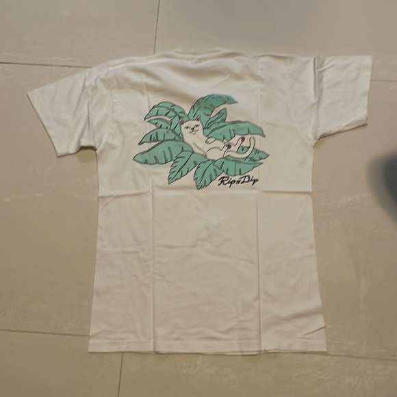 Rip n dip cat tee - Picture 3 of 3